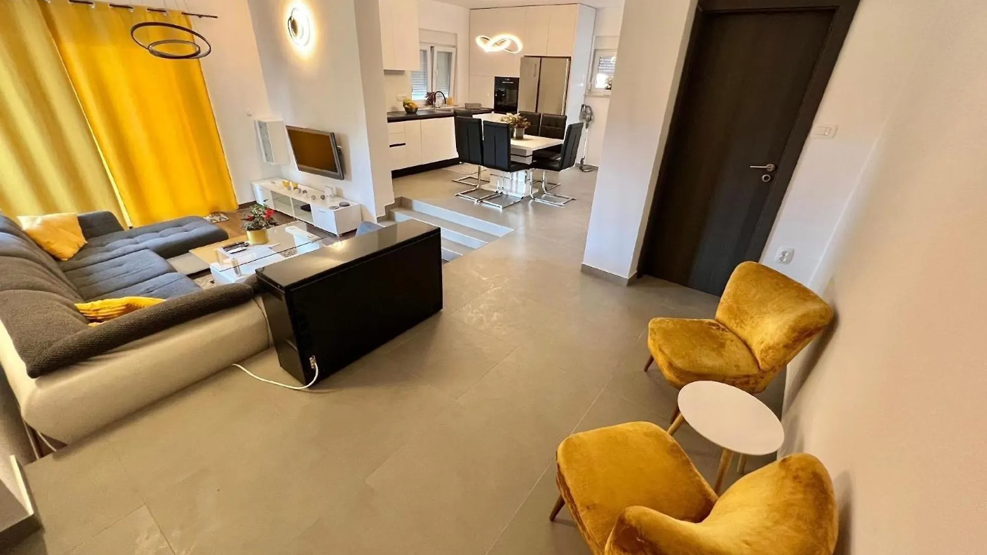 Apartment Wohnung In Crikvenica Mit Grosser Terrasse